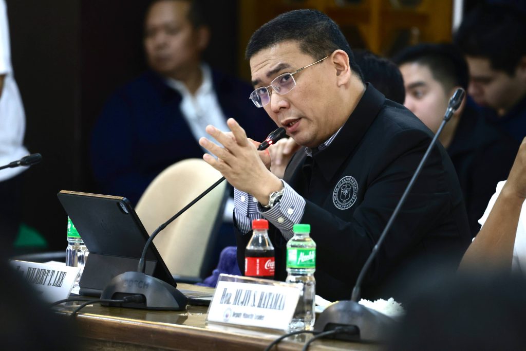 Lee Calls For Another 30% Increase In PhilHealth Benefits